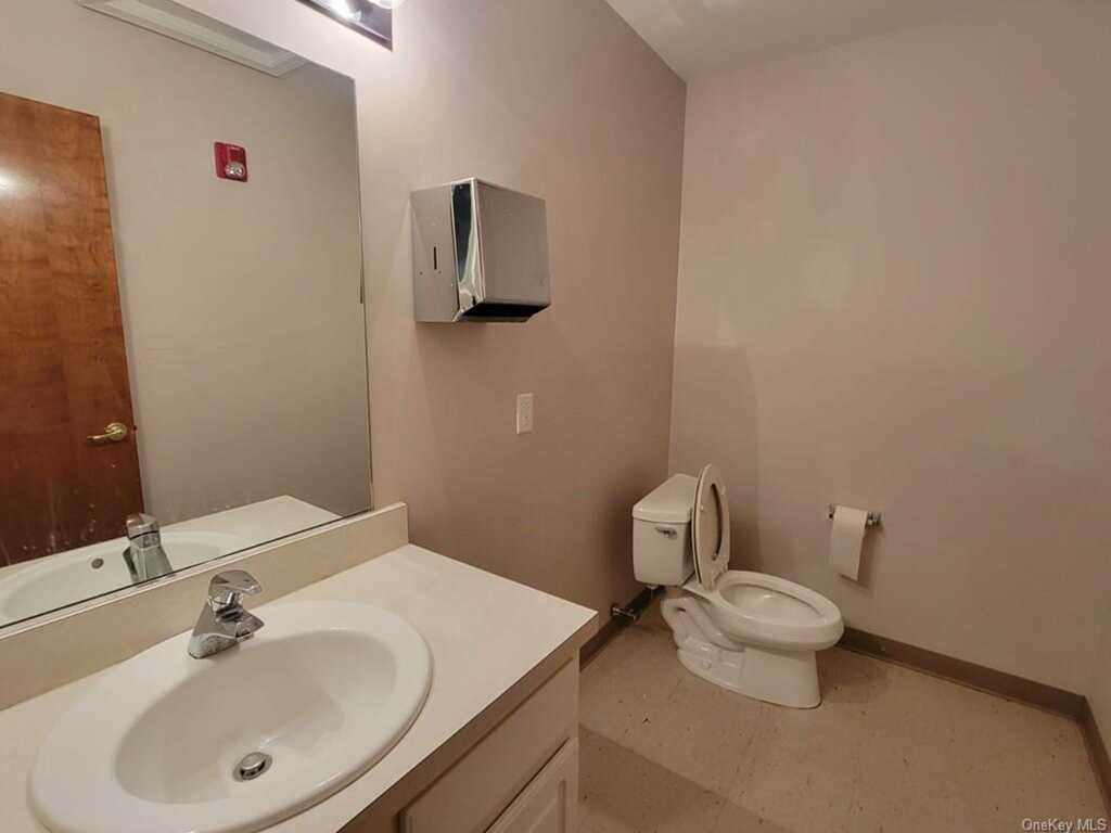1540 202 Route, Pomona, NY 10970 - Photo 15 of 31