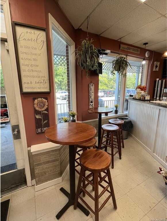 25 Elm Street, Warwick, NY 10990 - Photo 1 of 12