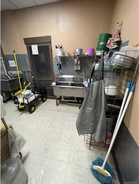 25 Elm Street, Warwick, NY 10990 - Photo 3 of 12