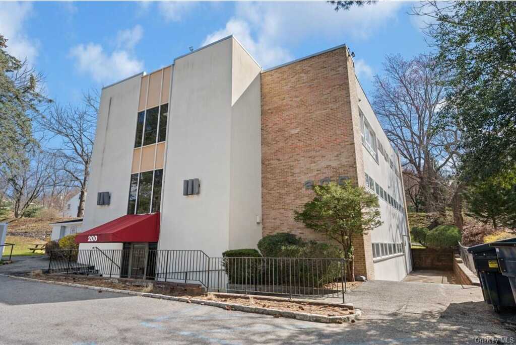 200 Broadway, Unit #2-6 BLDG 2, Greenburgh, NY 10591