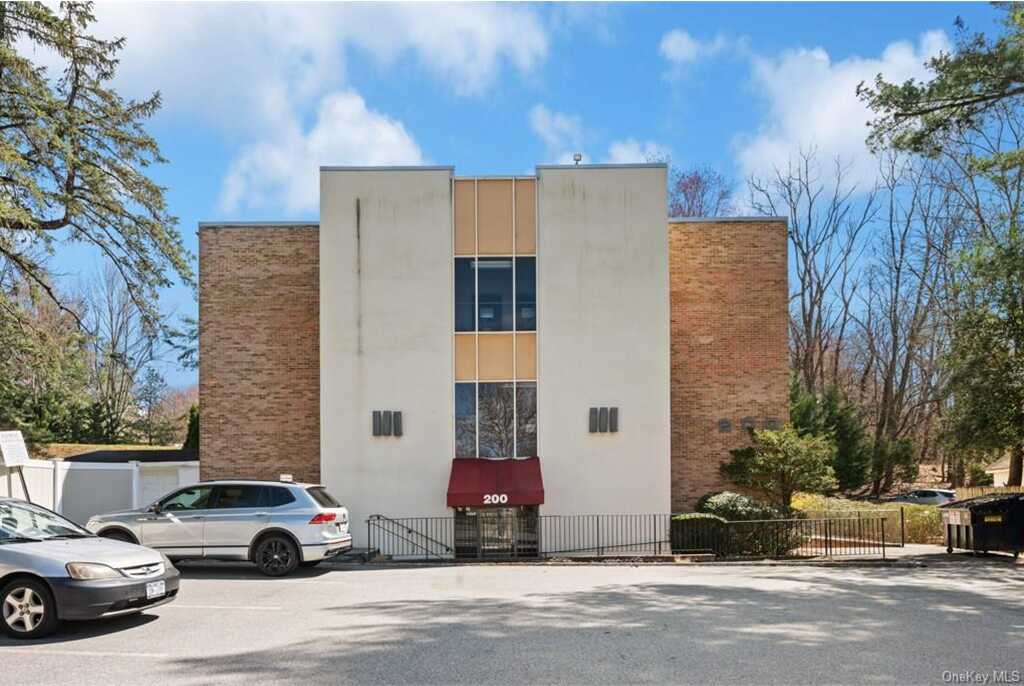 200 Broadway, Unit #2-6 BLDG 2, Greenburgh, NY 10591 - Photo 7 of 17