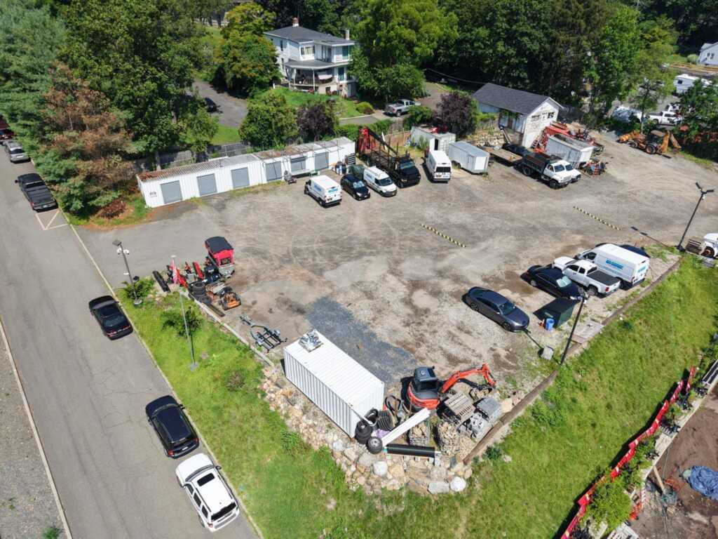 419 Western Highway, Unit #Garage, Tappan, NY 10983 - Photo 4 of 6