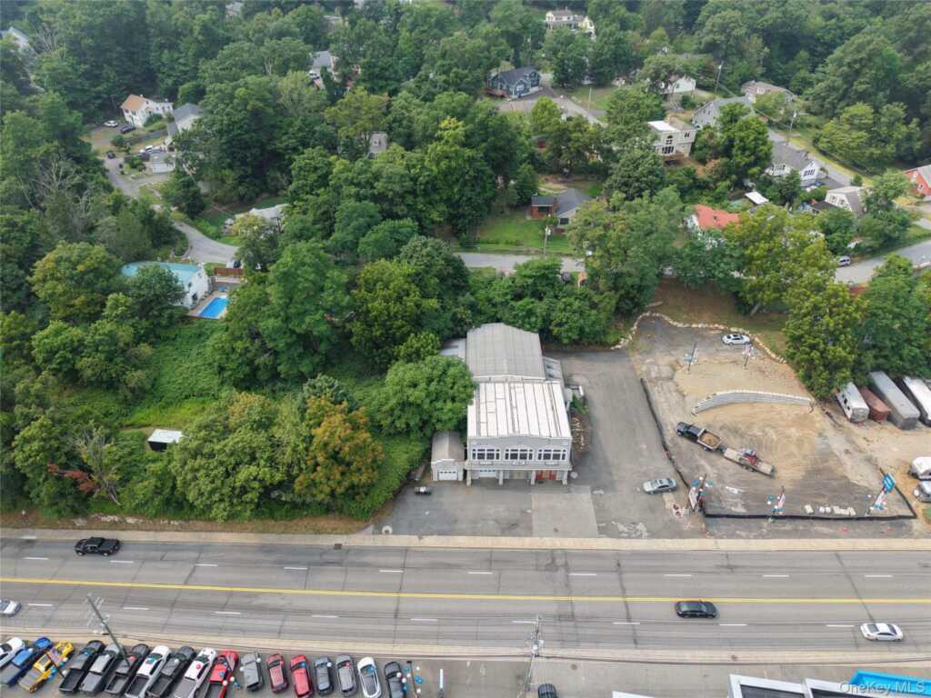 1005 Route 9W, Fort Montgomery, NY 10922 - Photo 2 of 11
