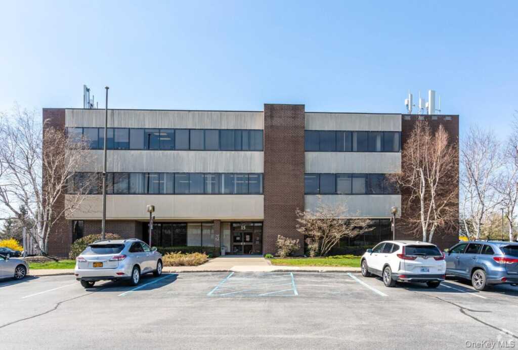 15 Matthews Street, Goshen, NY 10924 - Photo 4 of 25