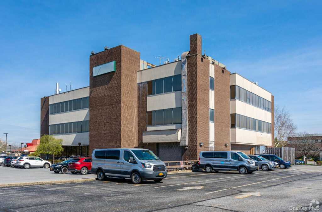 15 Matthews Street, Goshen, NY 10924 - Photo 8 of 25