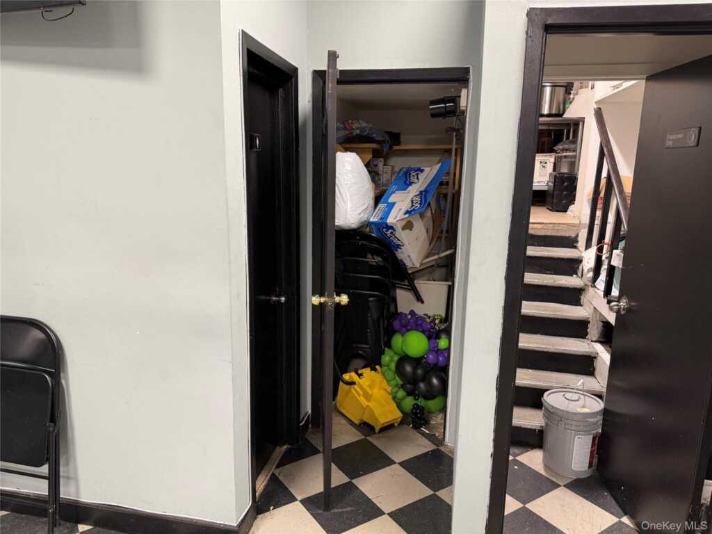 756 5th Avenue, Mount Vernon, NY 10550 - Photo 6 of 21