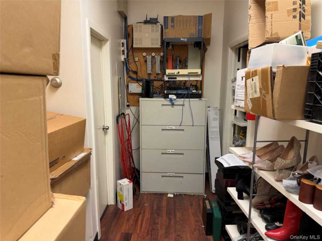 36-46 Lafayette Avenue, Suffern, NY 10901 - Photo 11 of 12