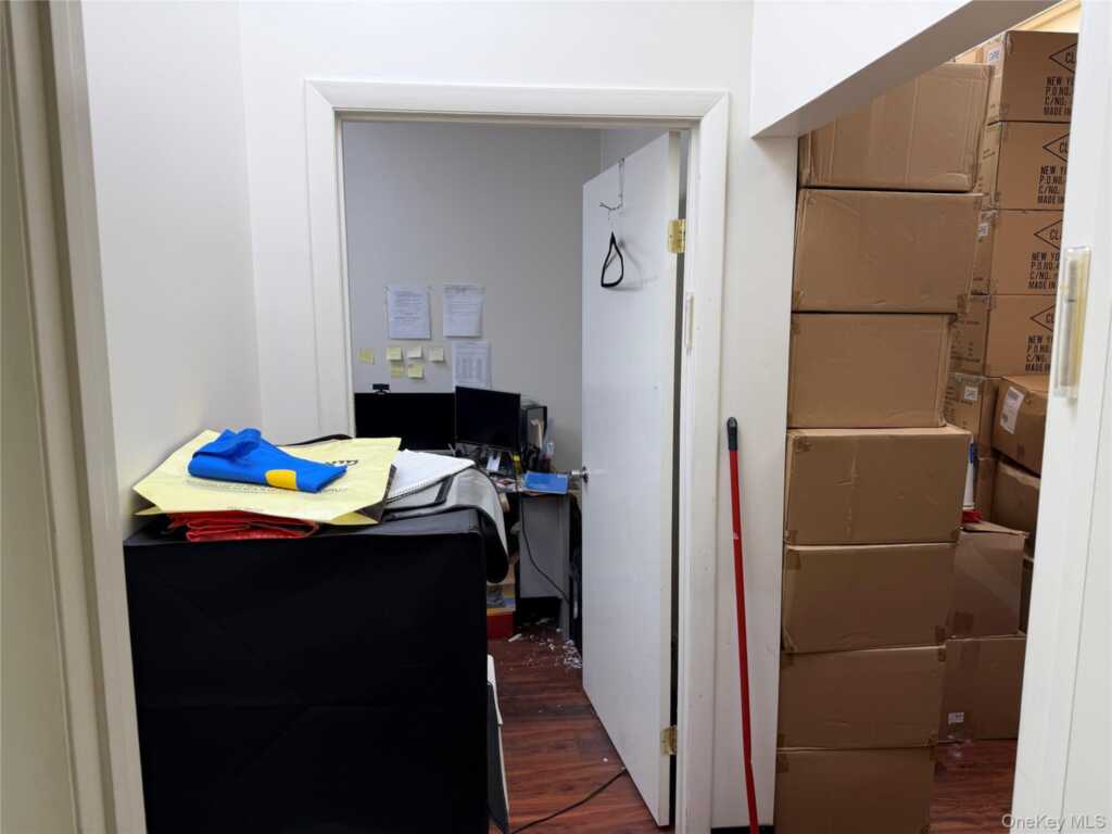 36-46 Lafayette Avenue, Suffern, NY 10901 - Photo 9 of 12