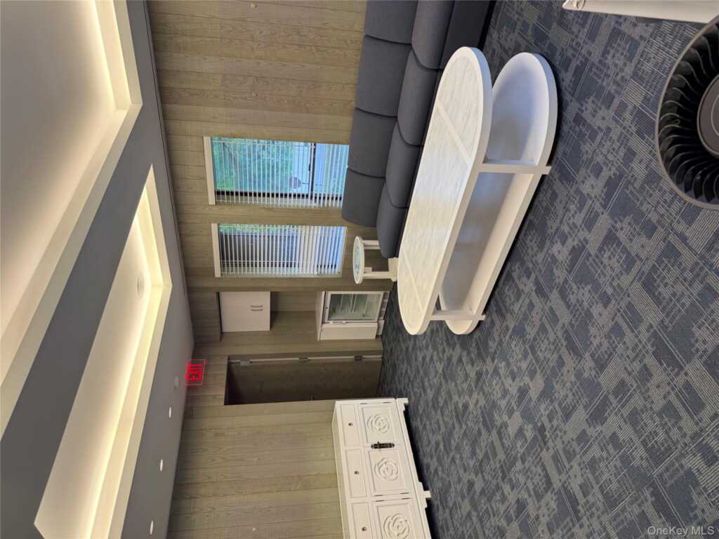 57 Middletown Road, Nanuet, NY 10954 - Photo 5 of 10