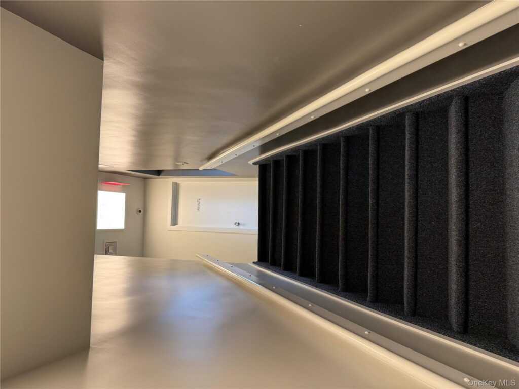 57 Middletown Road, Nanuet, NY 10954 - Photo 6 of 10