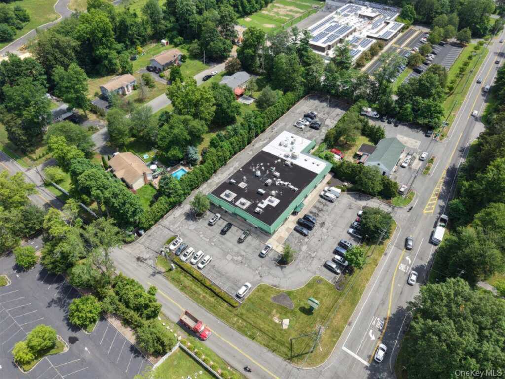 368 New Hempstead Road, New City, NY 10956 - Photo 3 of 7