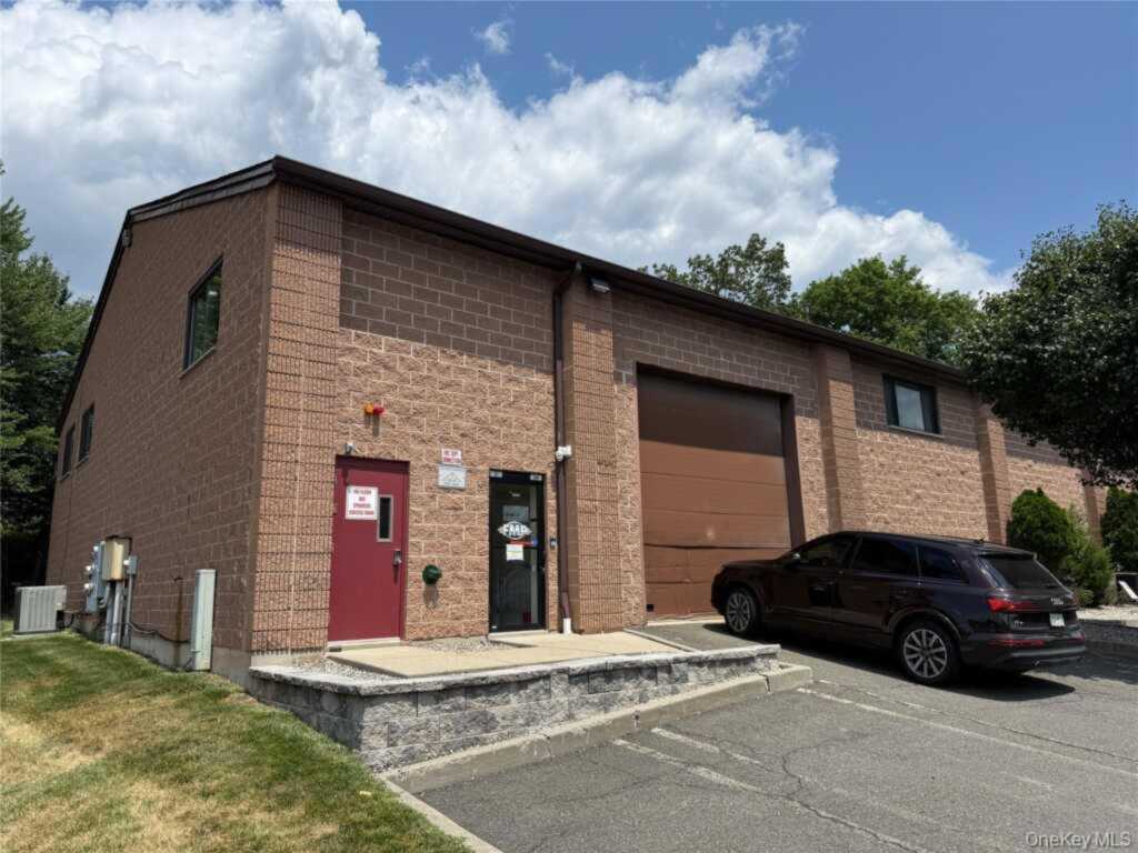 351 Spook Rock Road, Unit #End Unit, Suffern, NY 10901