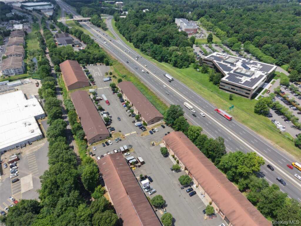 351 Spook Rock Road, Unit #End Unit, Suffern, NY 10901 - Photo 6 of 7