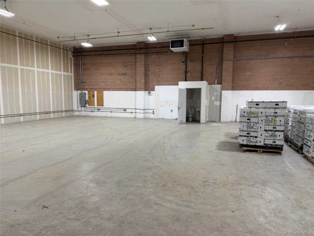 345 Spook Rock Road, Suffern, NY 10901 - Photo 9 of 9