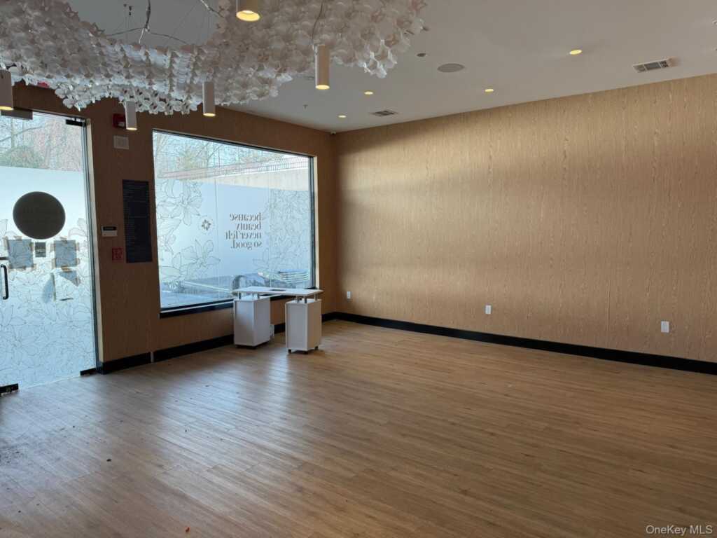 419 Route 59, Unit #16, Monsey, NY 10952 - Photo 5 of 12