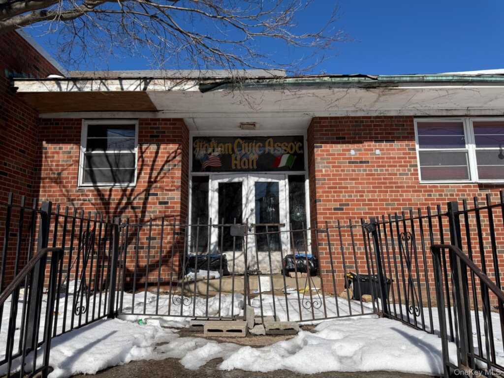 208 N 5th Avenue, Mount Vernon, NY 10550 - Photo 2 of 2