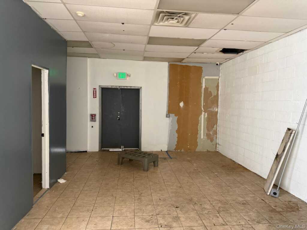 31 Route 9W, West Haverstraw, NY 10993 - Photo 3 of 7