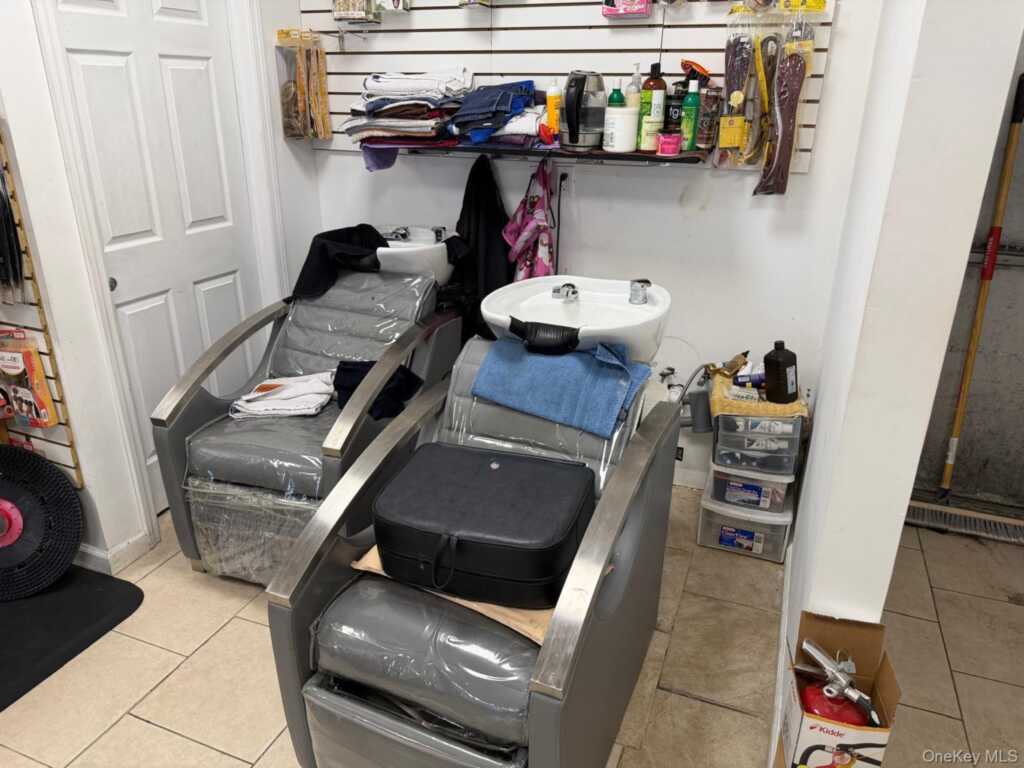 23 Route 9W, West Haverstraw, NY 10993 - Photo 3 of 6