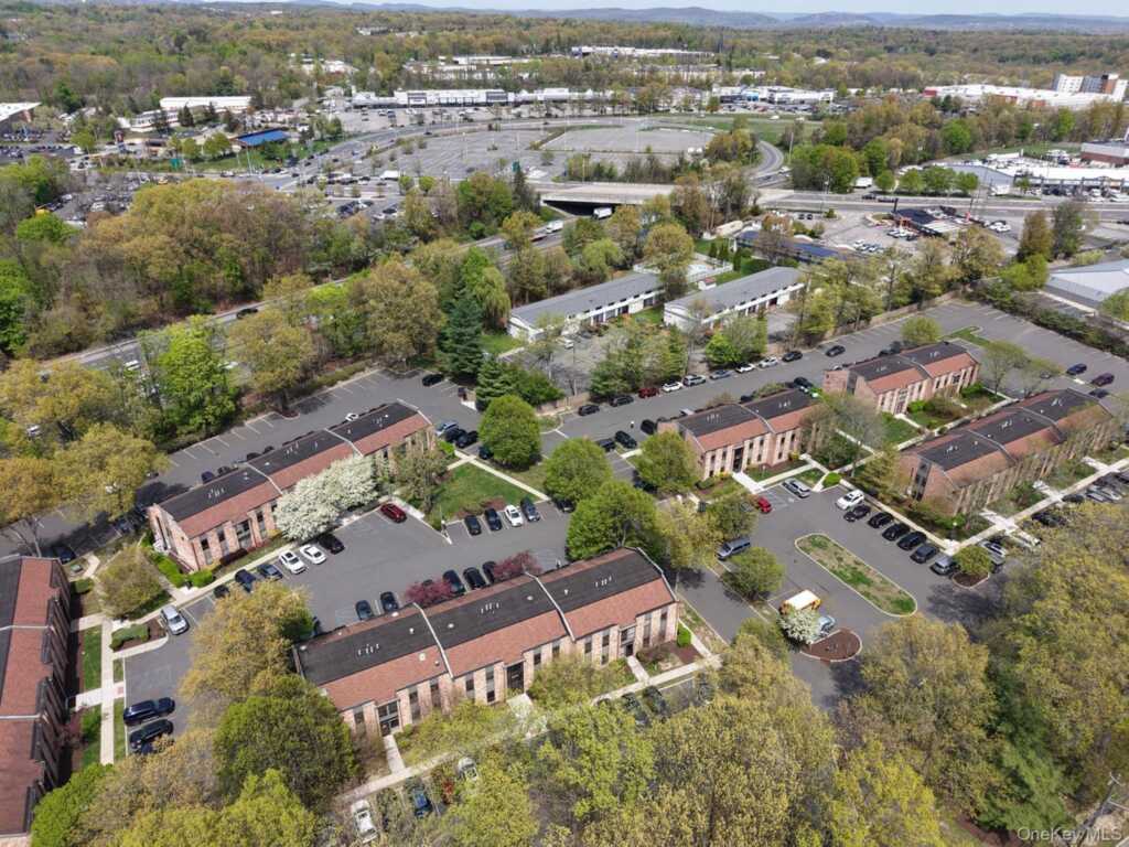 55 Old Nyack Turnpike, Nanuet, NY 10954 - Photo 2 of 3