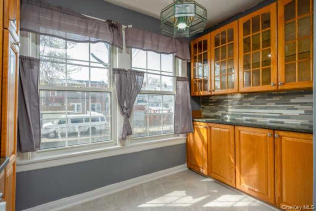 17965 Selover Road, New York, NY 11434 - Photo 13 of 32