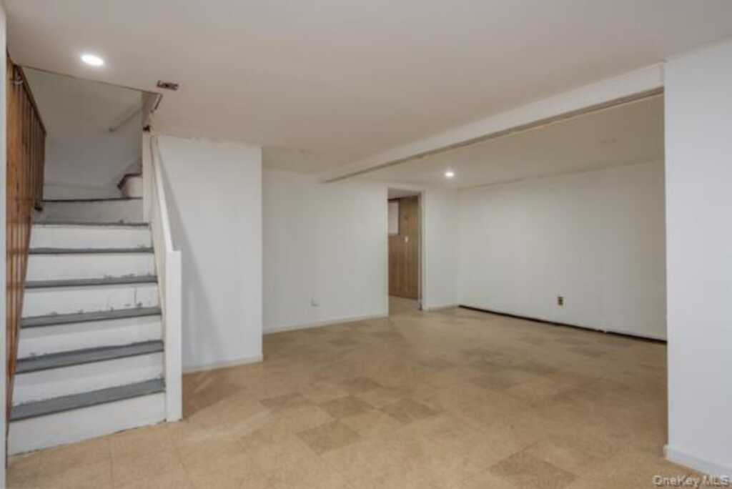 17965 Selover Road, New York, NY 11434 - Photo 22 of 32