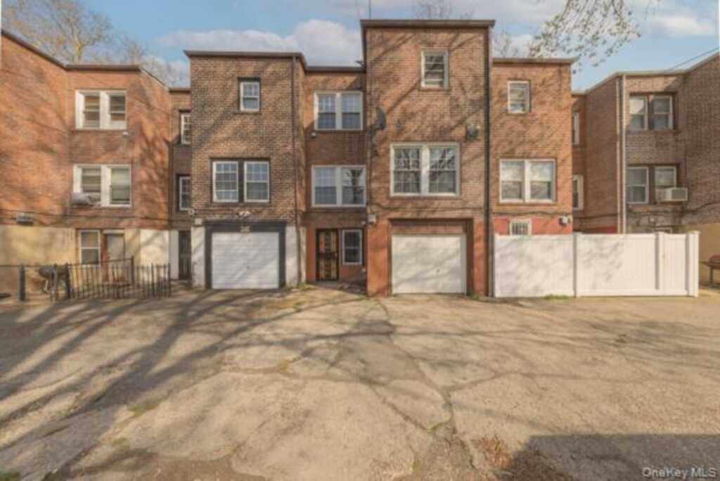 17965 Selover Road, New York, NY 11434 - Photo 26 of 32