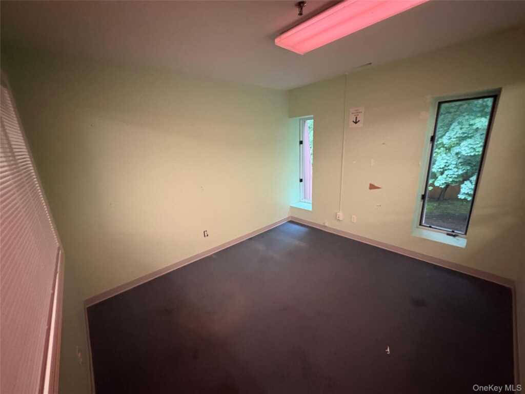 490 Route 304, New City, NY 10956 - Photo 4 of 11