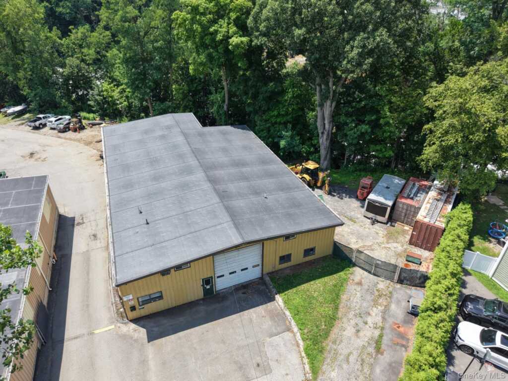 37 Old Albany Post Road, Ossining, NY 10562 - Photo 4 of 10