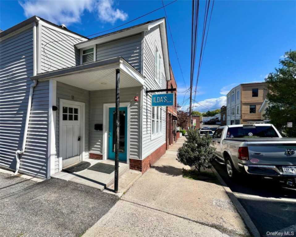 11 Kaldenberg Place, Greenburgh, NY 10591
