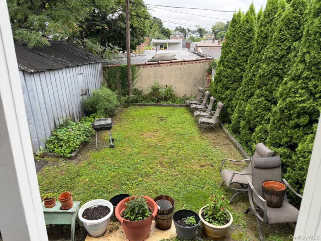 11 Kaldenberg Place, Greenburgh, NY 10591 - Photo 7 of 13