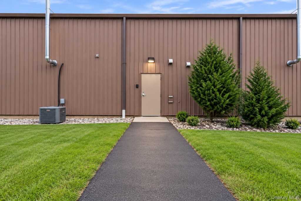 380 Route 210, Stony Point, NY 10980 - Photo 11 of 38