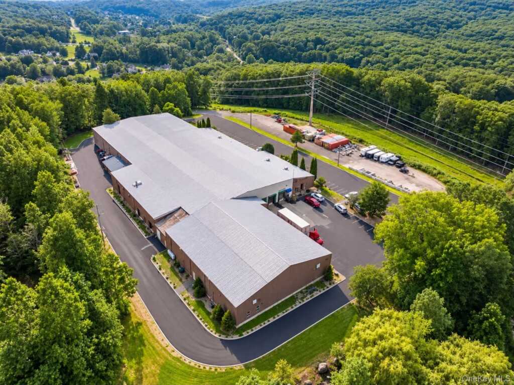 380 Route 210, Stony Point, NY 10980 - Photo 6 of 38