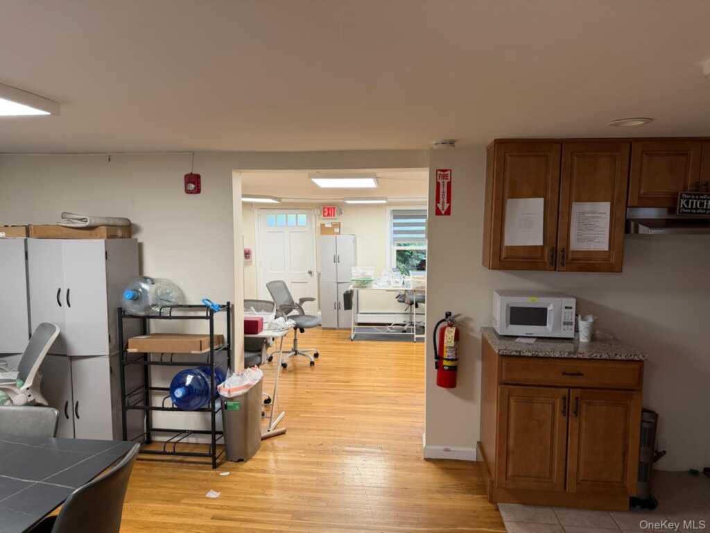 480 Kings Highway, Valley Cottage, NY 10989 - Photo 10 of 16