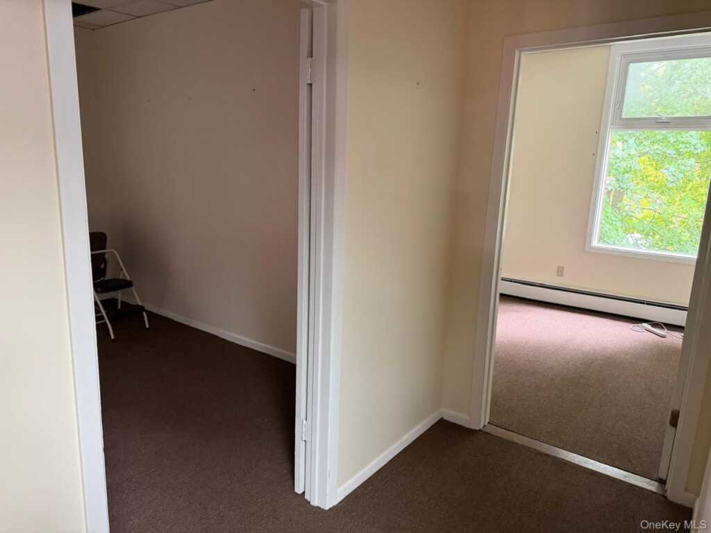 2117 Crompond Road, Unit #23, Cortlandt, NY 10567 - Photo 6 of 11